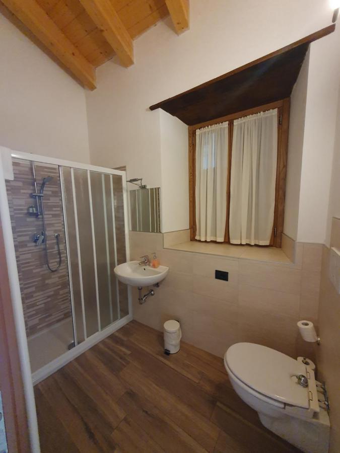 La Tana Del Tasso Rooms&Breakfast Camerata Cornello ภายนอก รูปภาพ